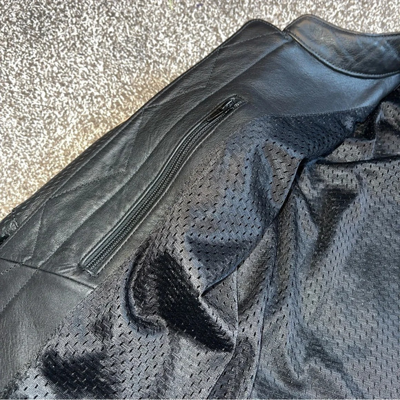 Harley Davidson Men's Perforated Breathable Black Leather Riding Jacket Medium - Picture 9 of 11
